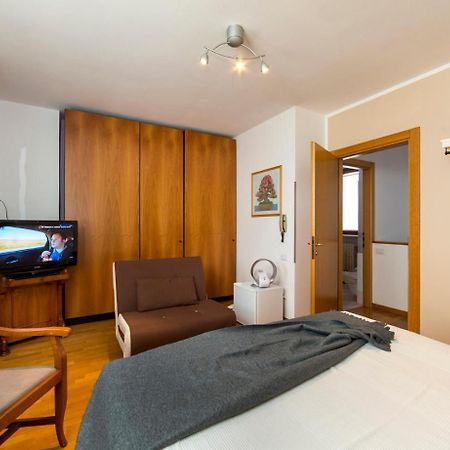 Casa Nel Rustico Foresteria Lombarda Hotel Misinto Ngoại thất bức ảnh